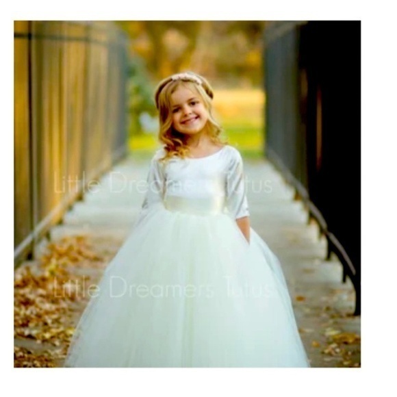 Stunning Sophia 2T tutu dress in Ivory flower girl photoshoot party princess - Picture 2 of 13